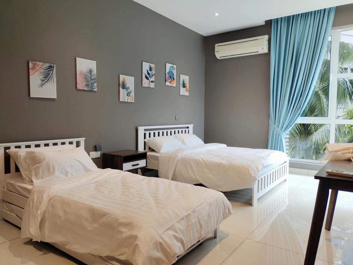 The Embassy Row Florist Theme Pangsapuri Kuala Lumpur